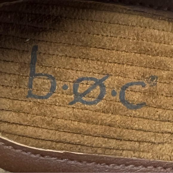 boc Tan Leather Buckle Clogs - Picture 9 of 10